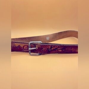 Hand-Tooled Brown Leather Women's Belt